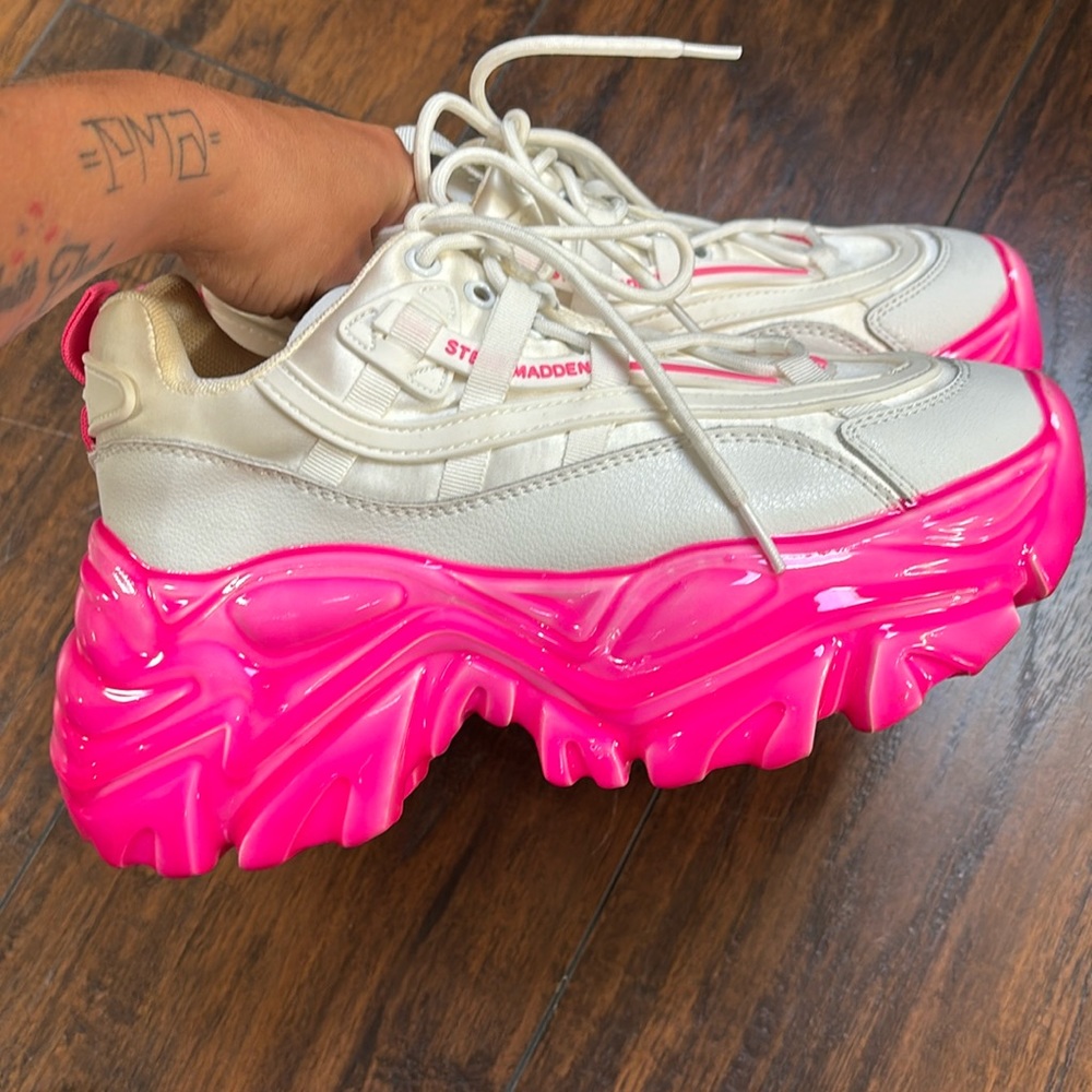 Steve Madden hot pink sneakers!!